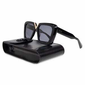 NEW XXII VLS-106A VALENTINO SUNGLASSES BLACK UNISEX EYEWEAR VALENTINO Valentino VLS-106A53 Sunglasses | Costco main image 4